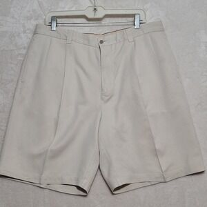 Tommy Bahama Shorts Mens 36 Beige 100% Silk Pleated Relaxed Fit Dress Classic